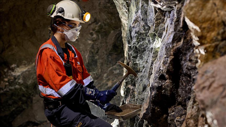 TÜPRAG, Madencilik Sektöründeki Kadın Çalışan Sayısını Artırıyor